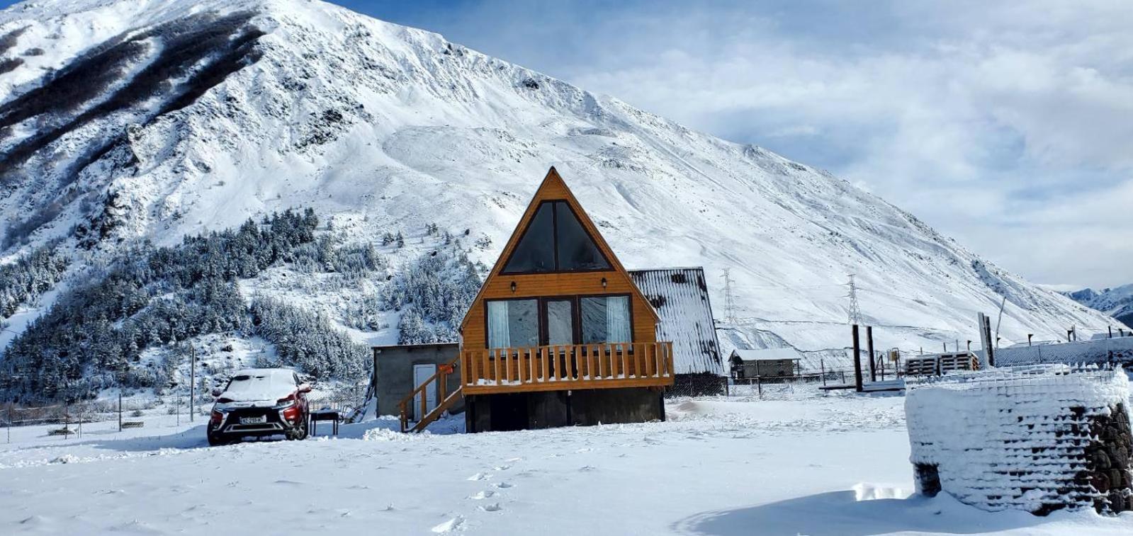 Willa Mountain Hut In Kazbegi Zewnętrze zdjęcie